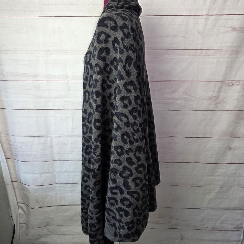 Barefoot Dreams Gray Leopard Print Open Cardigan - Picture 2 of 14